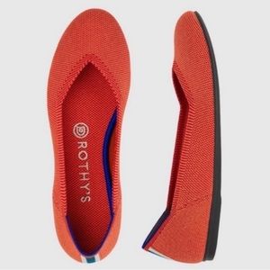 NEW Rothy’s Flats in Persimmon (retired color) with Marine Stripe Size 10
